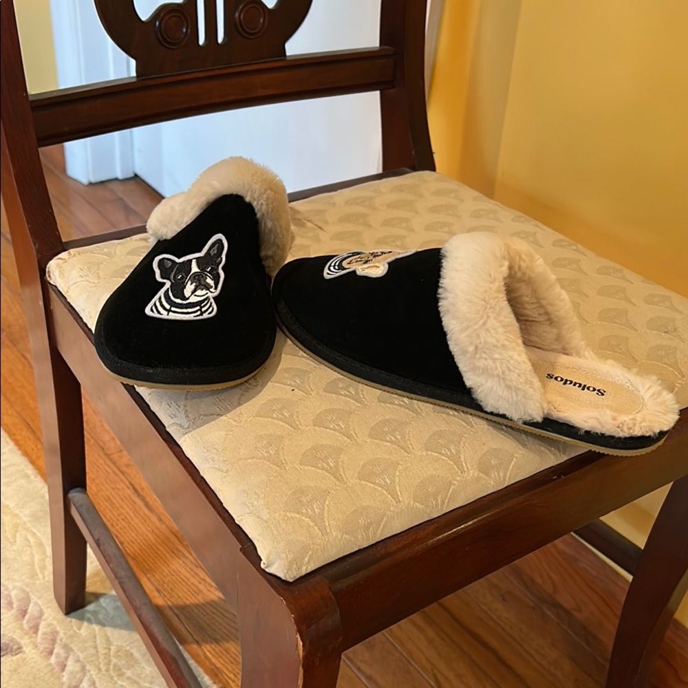 Snoozies Black Slippers with Dog Design